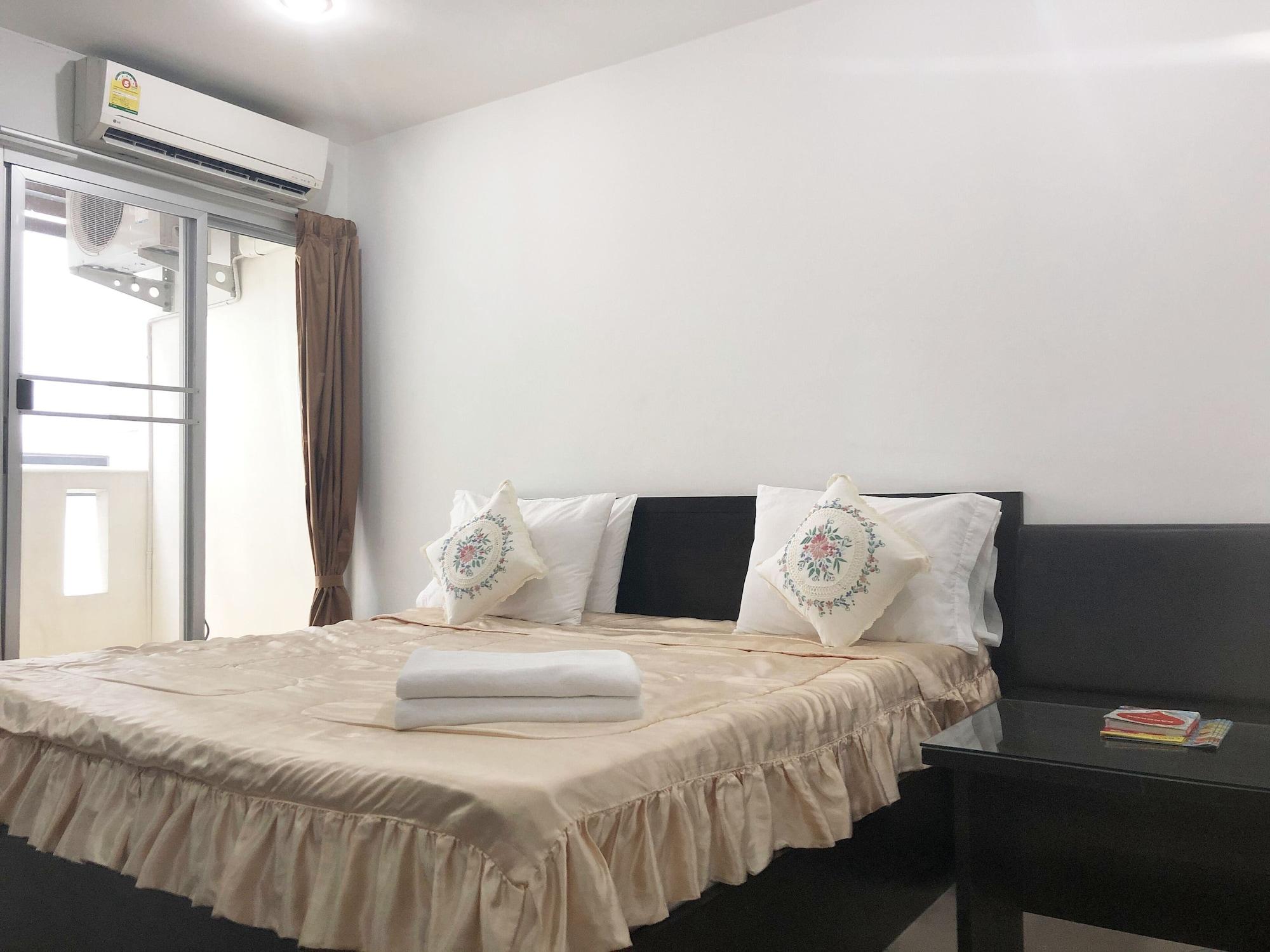 Aravinda Living Home Bangkok Extérieur photo