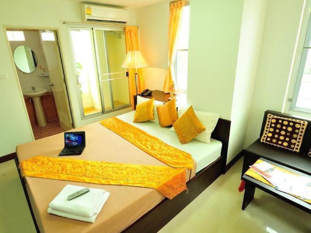 Aravinda Living Home Bangkok Extérieur photo
