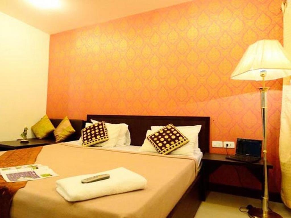 Aravinda Living Home Bangkok Extérieur photo