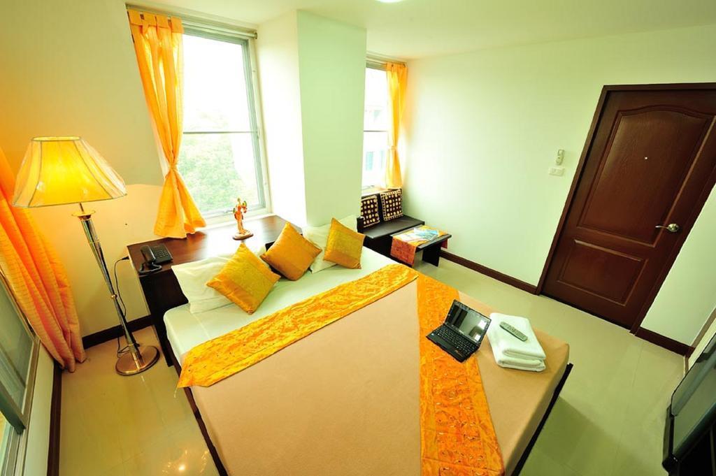 Aravinda Living Home Bangkok Extérieur photo