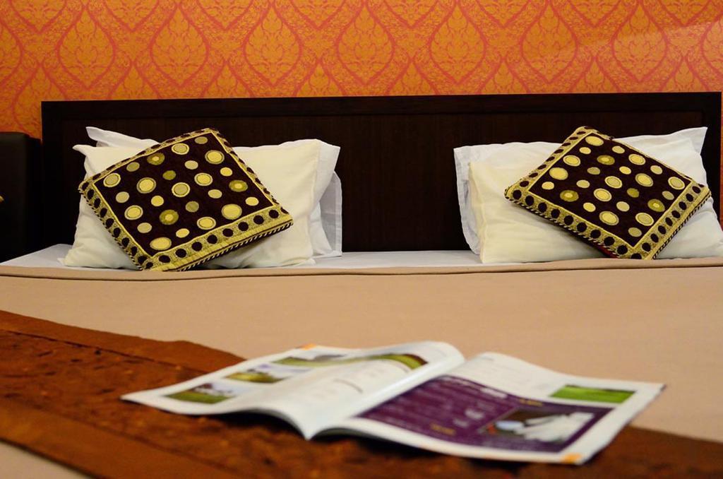 Aravinda Living Home Bangkok Extérieur photo