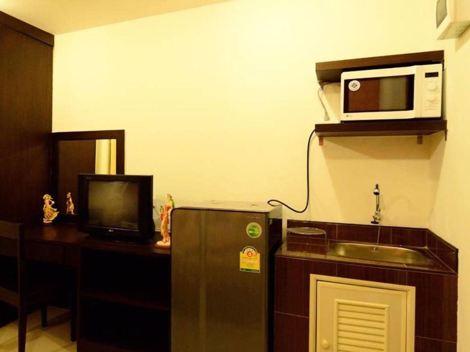 Aravinda Living Home Bangkok Extérieur photo