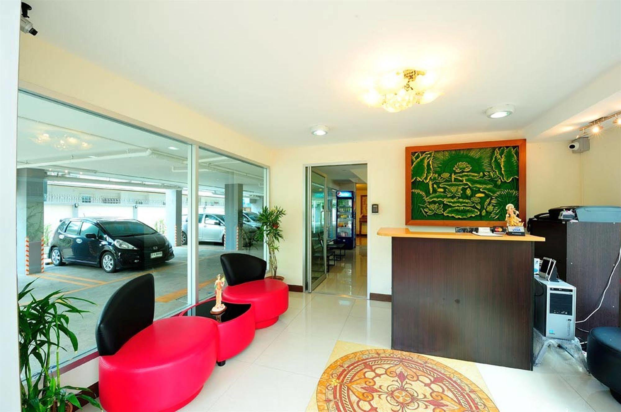 Aravinda Living Home Bangkok Extérieur photo